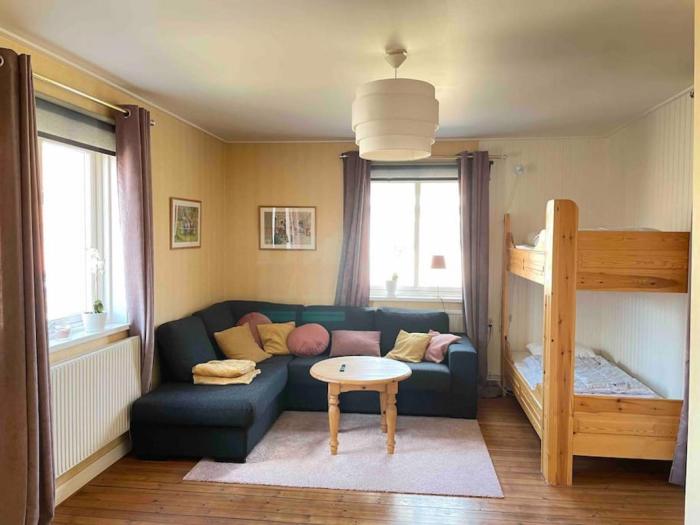 Skomakaren, near Vasalopp finish line portal in Mora