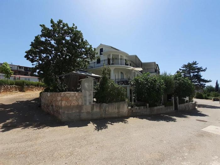 Apartments with a parking space , Krk - 21701