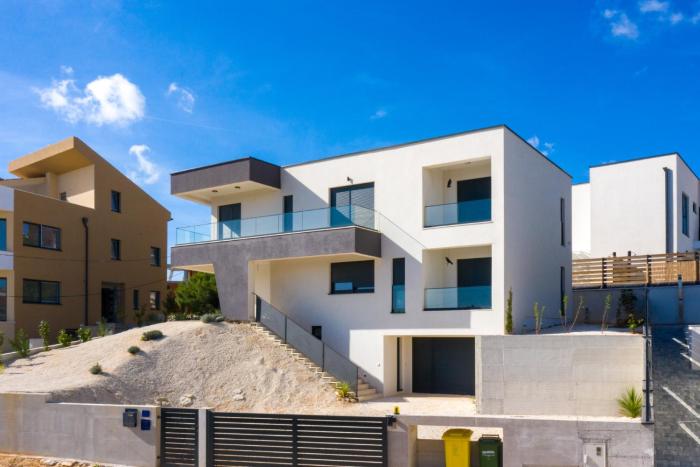 Villa Delfin with Pool