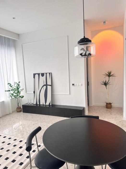 Luxury 2BR KL View, Infinity Pool, Walk to Pavilion and Jalan Alor