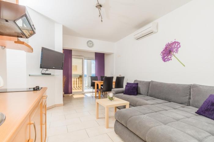 Apartment in Crikvenica with sea view, terrace, air conditioning, WiFi 3492-5