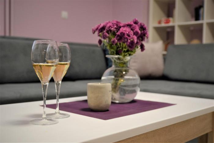 Heart of the City - 75sqm - FREE PARKING