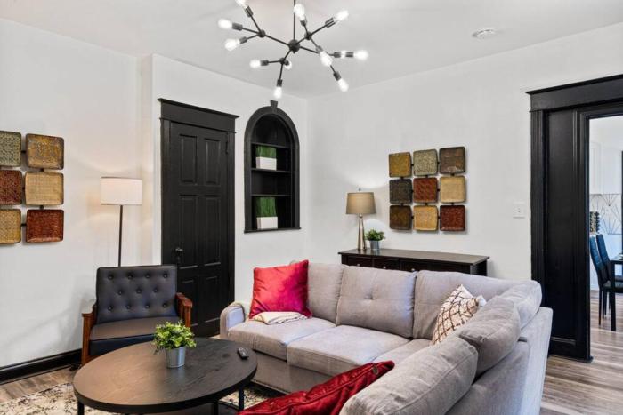 Stylish 3BR Philly Retreat with Free Parking