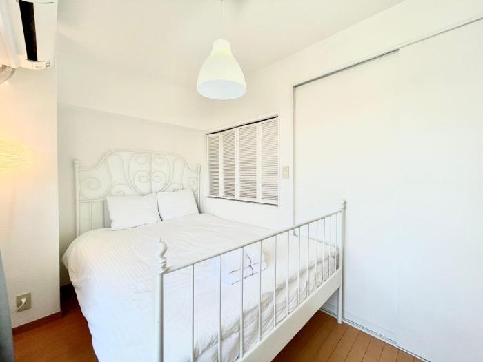 S503 Shinjuku-shinokubo 4minutes-SJ0008