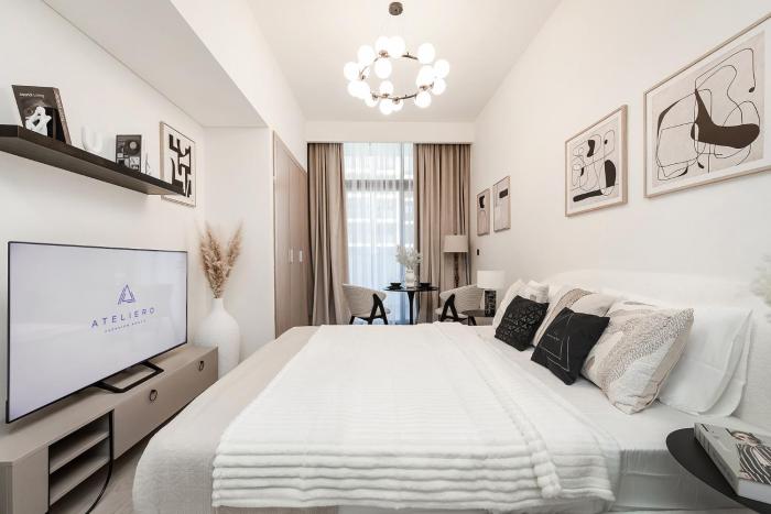 Modern studio in Azizi Riviera