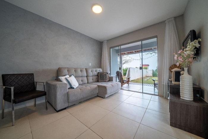 149 - Casa pé na areia Mariscal com 04 dormitórios