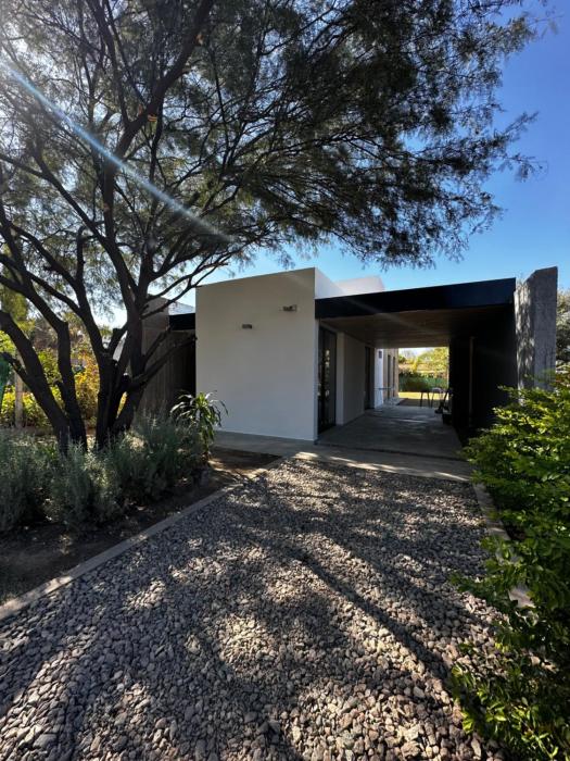 Casa del cerro 1 - Three Houses