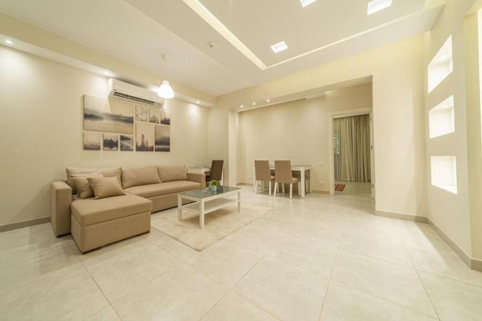 Modern One-Bedroom Suite Pyramids Giza