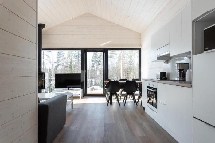 Himoskuutio 5 inc outdoor jacuzzi