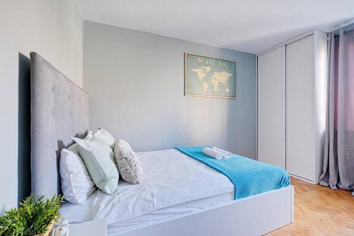 Super Central Suite with air conditioning New flat with WIFI