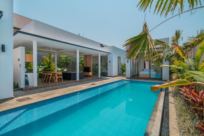 Villa Selikur 2 - Brand New! Spacious 3BR Villa in Seminyak