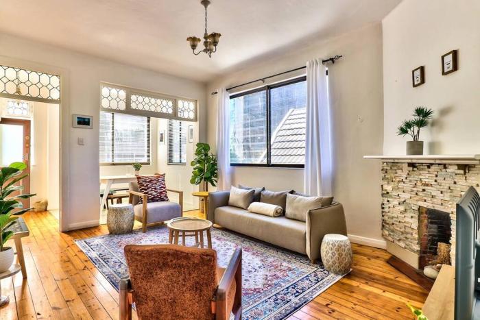 Westminster 2 Bedroom Apartment in Sea Point