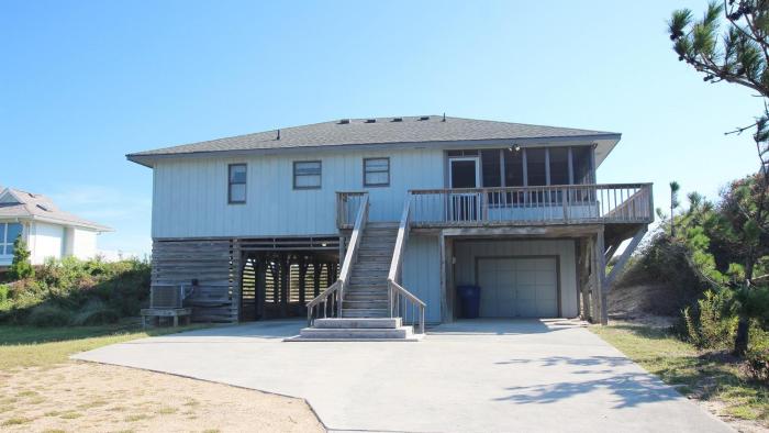 OCEANFRONT, Ocean Views, Beach Walkway, Screened Porch, SS236, Ponchos Villa