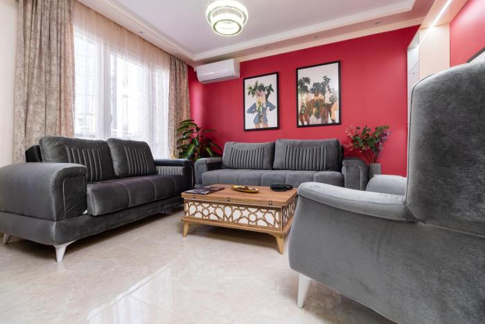 Modern & Elegant City Center Apartments