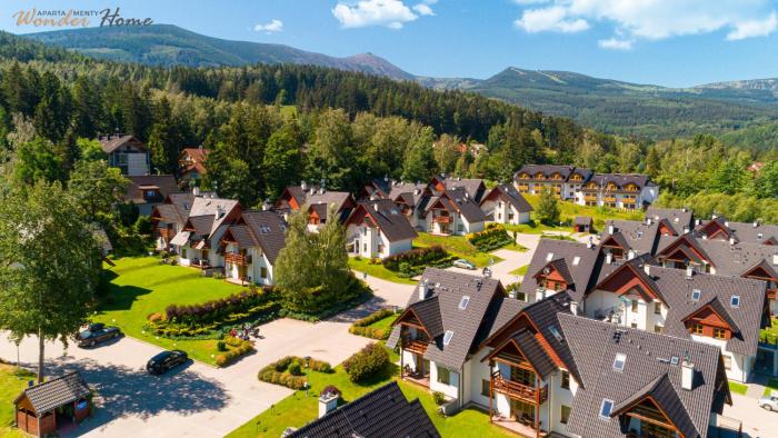 Wonder Home - Domki górskie z kominkami, bezpłatnym parkingiem i placem zabaw na terenie kompleksu