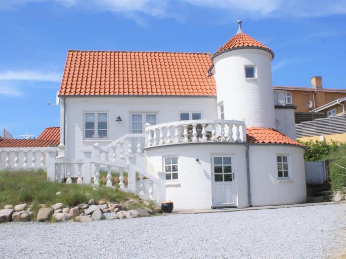 Holiday Home Edmond - 150m from the sea in NW Jutland by Interhome