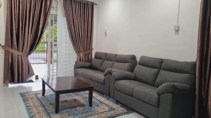 Anjung KLIA House 01 With Neflix