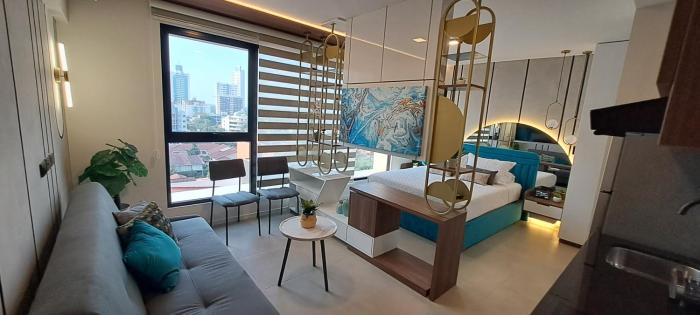 ¡Disfruta de tecnología y glamour!