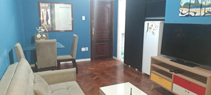 Pleno Centro de Copacabana - A 1 quadra da praia