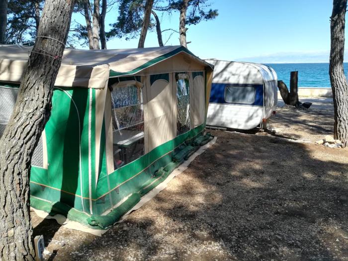 Room in Cabin - Caravan near the sea 1