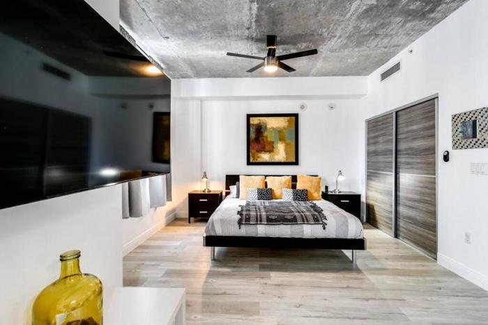 Beautiful Loft in Downtown Miami For 4 people 2208