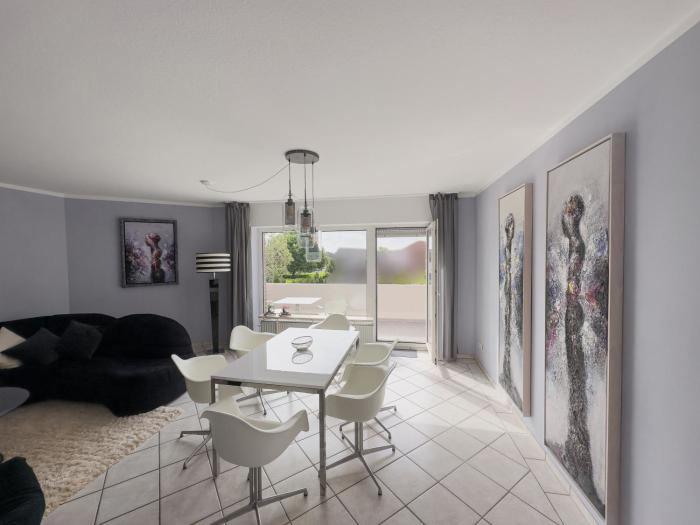 Ruhiges Juwel: frisch renoviert 100 qm