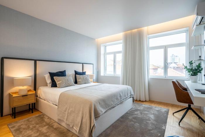 Penthouse with City Views - Almada 551