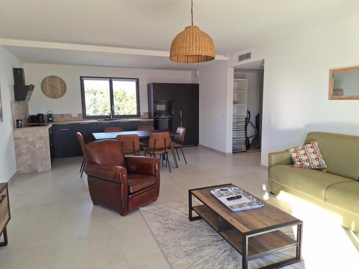 Domaine dArca - Flaubert 22 - 3 pièces - étage 2 - Porto-Vecchio