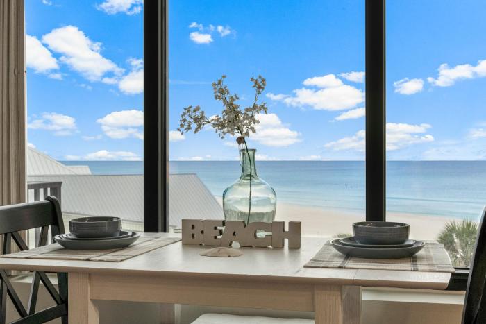 Sunbird Resort! Incredible Beachfront Corner Unit! Free Beach Chairs! by Dolce Vita Getaways PCB