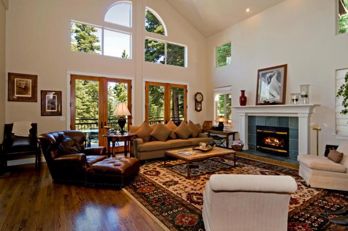 Big Springs by Tahoe Getaways - 6BR w Ski Shuttle, Fireplace & Entertainment Room