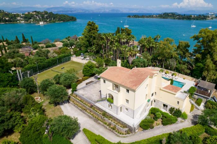Villa Alpha