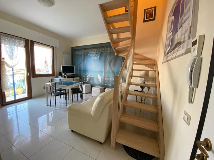 Fairmont Residence Elisabetta by Ca-Sa Check