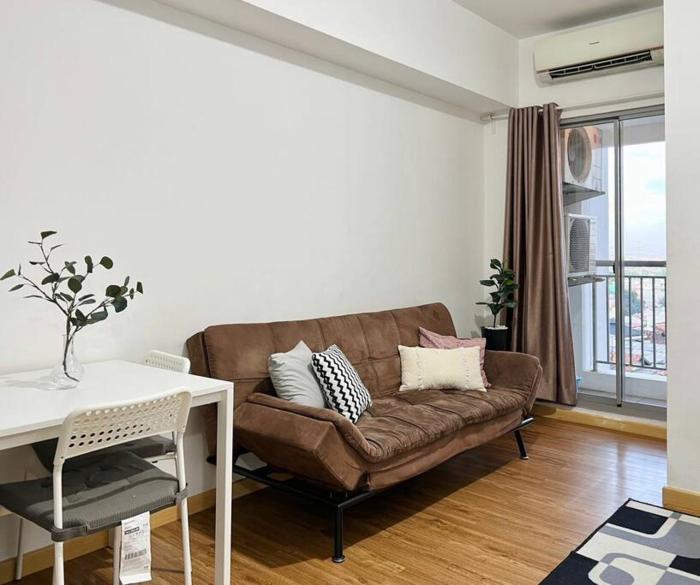 Modern Minimalist 2BR M-Town Residence Serpong