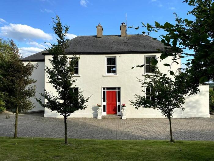 Country House in Waterford with Hottub