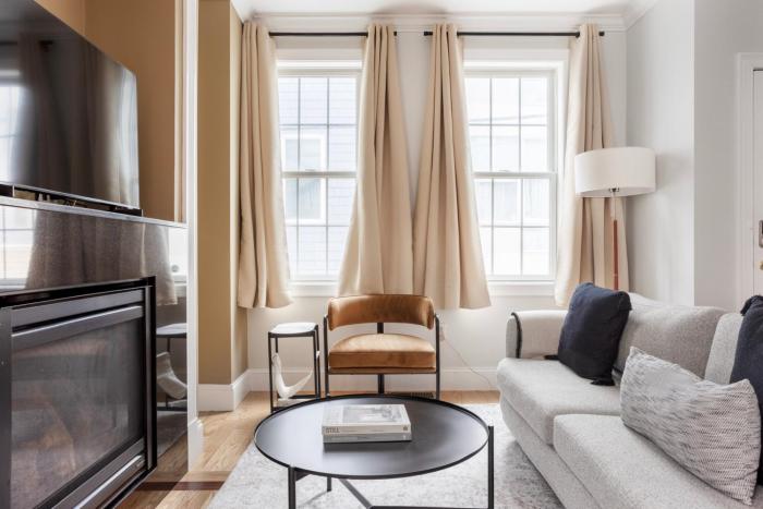 South Boston 3BR w WD Balcony nr Restaurants BOS-749