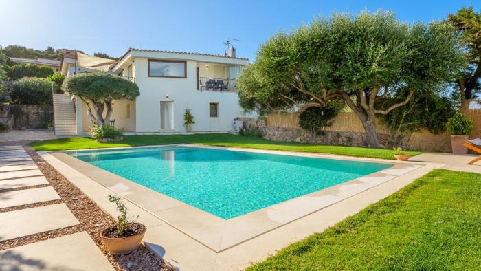 VILLA LA MARINA 5&1, Emma Villas