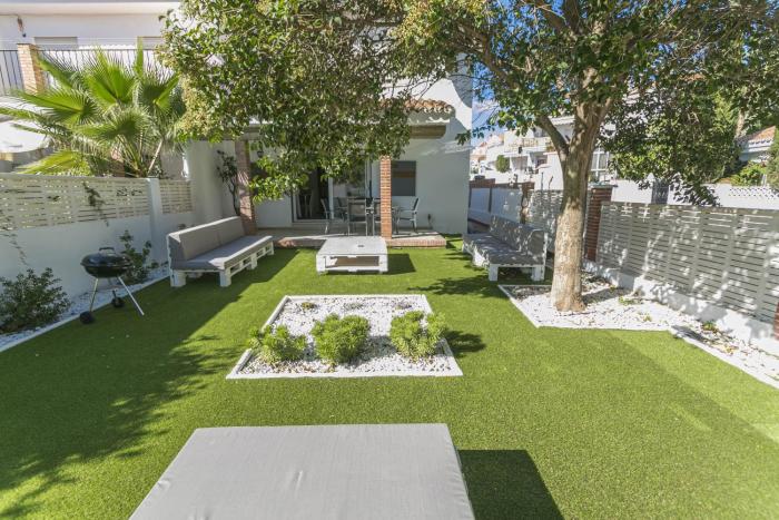 Canovas Nerja - Casa Parador con jardín privado en centro Nerja