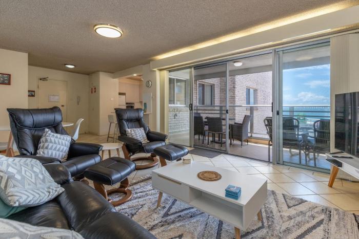 El Sandi 3 On The Beach