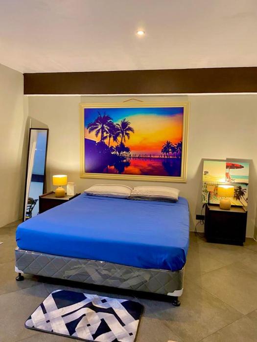 The Layover - nearest to airport