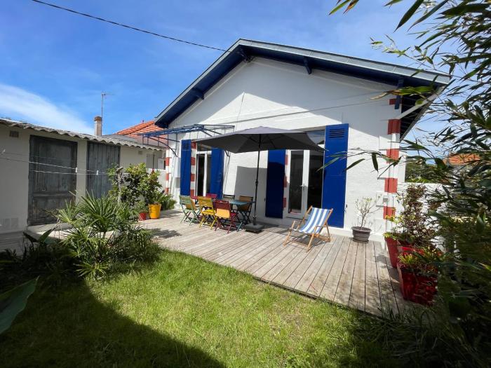 Maison lumineuse avec jardin - Proche plage dEyrac et commerces - FR-1-420-133