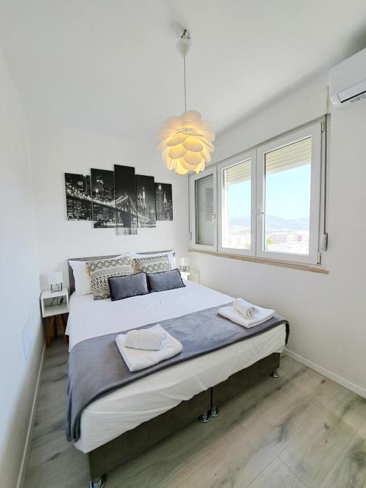 NEW! Top apartment, Split view from above