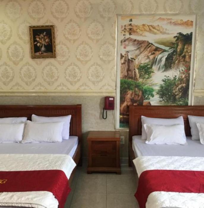 Đức Long Hotel - 60 Cộng Hòa, Q. Tân Bình - by Bay Luxury