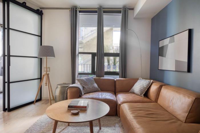 East Village 1br w spa media room nr stadium SAN-37