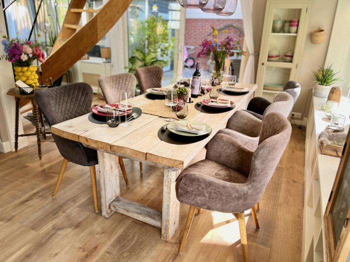 "Zonnekind" Atmospheric holiday home in Noordwijkerhout near the beach