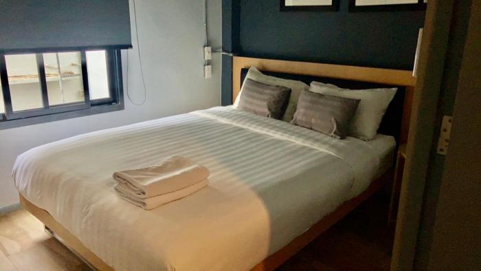 The Chatbox Silom Hostel