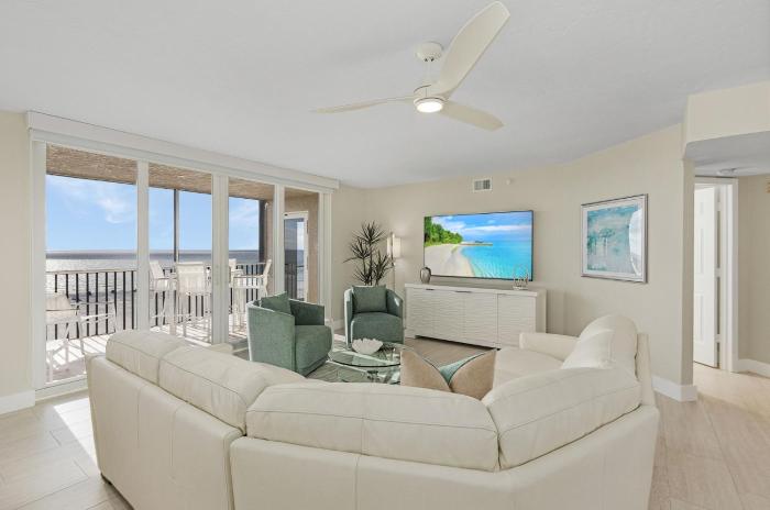 50 Shades of White - Gullwing #805 - 6620 Estero Blvd condo