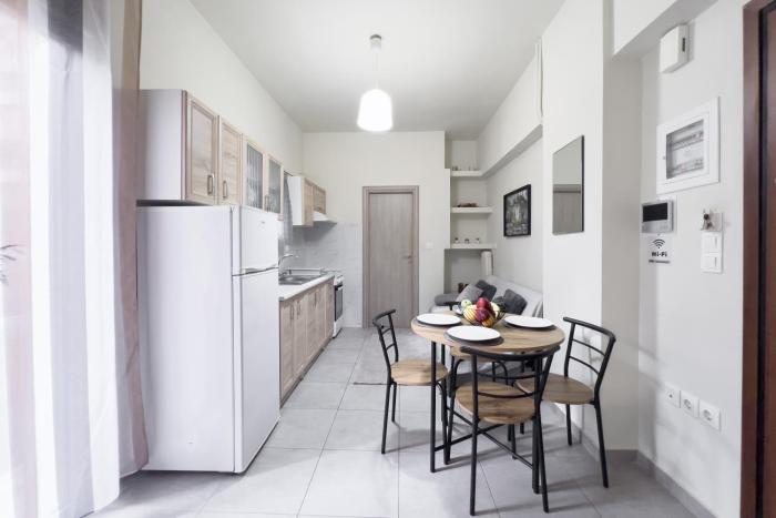 Cozy Cityscape Apartment in Athens