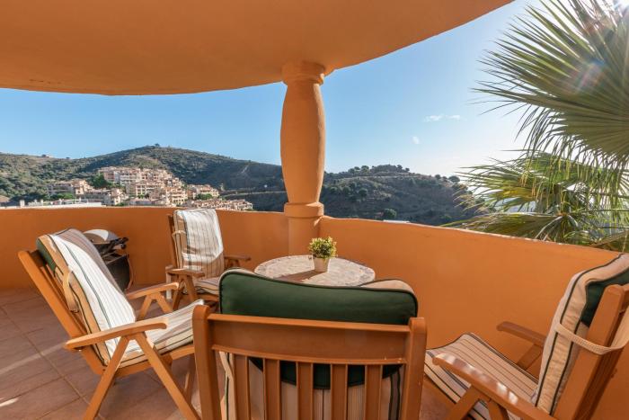 3 Bedrooms & Terrace, swimming pool - Portón 7