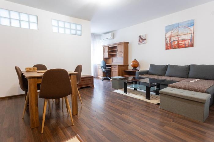 Karastoyanovis apartment 3