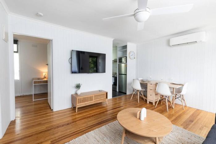 Orton Waves- Beach Life Awaits